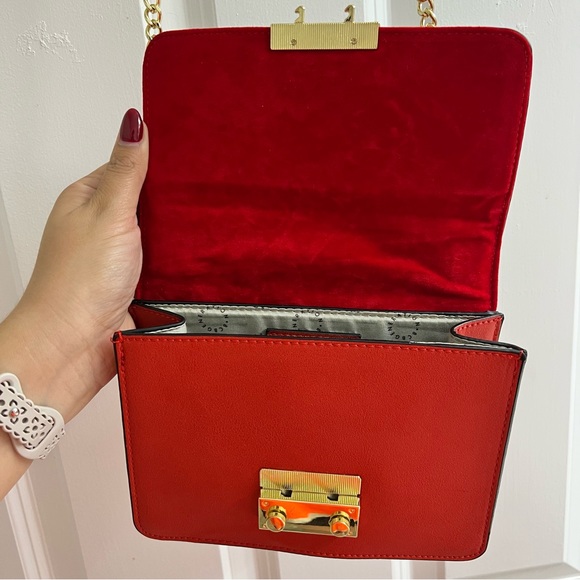 BCBGeneration Fiery red orange crossbody bag - Picture 7 of 16